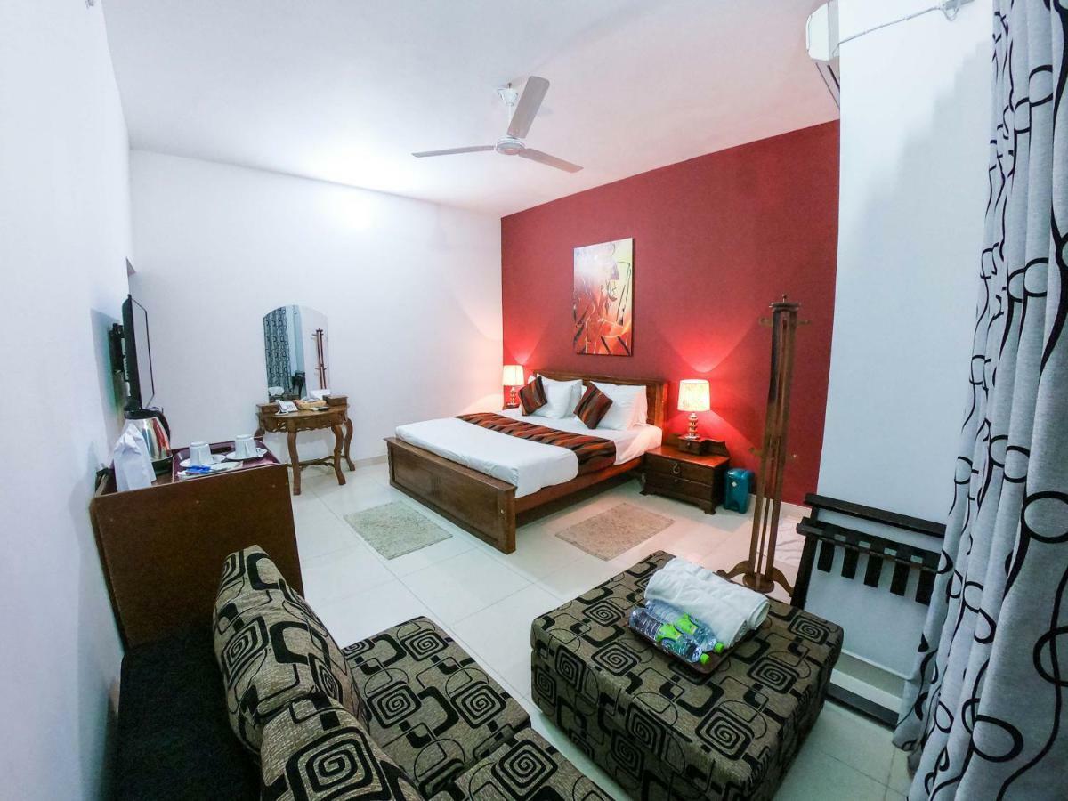 Romance Hills Hotel Kandy Eksteriør billede